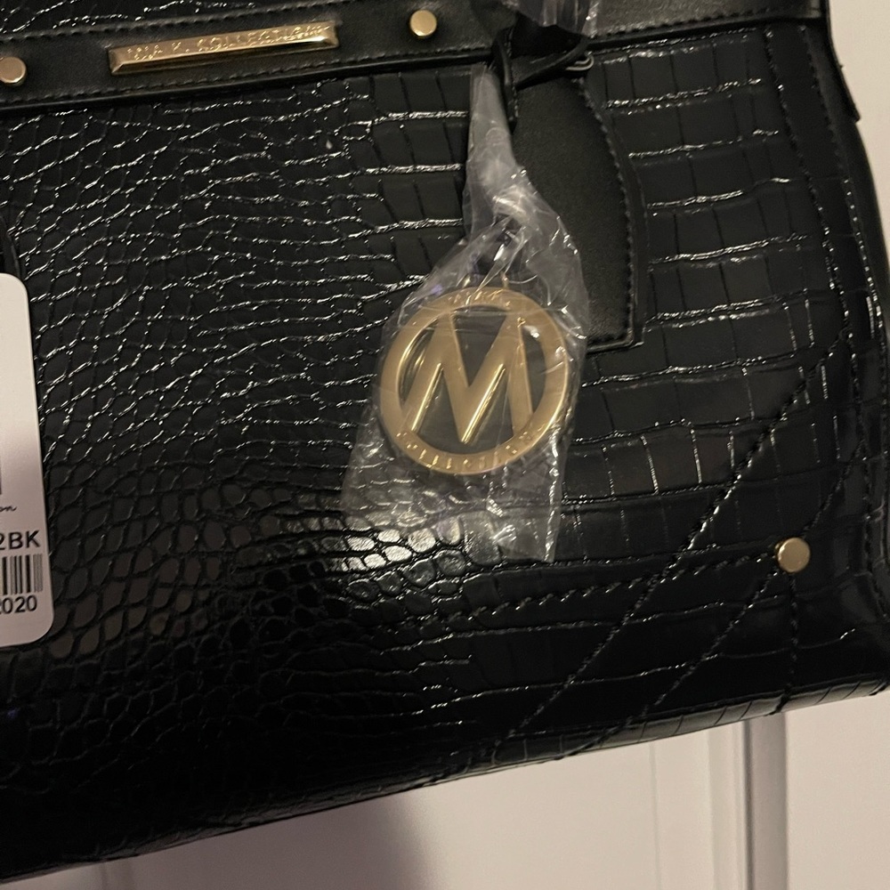 MFK Collection Purse - Picture 10 of 12